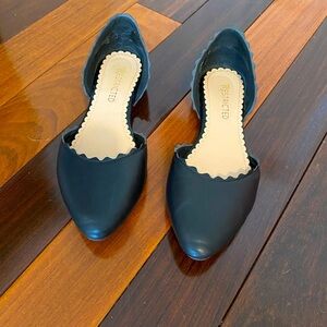 Scalloped D’orsay Black Flats Women’s Audrey Hepburn Style Flat Shoes, EUC, 7